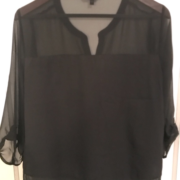 2 Express tops - Picture 4 of 4